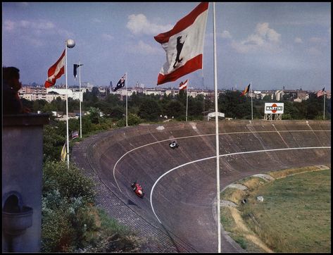 1959 German Grand Prix - AVUS, Berlin Car Shots, F1 Legends, German Grand Prix, Dan Gurney, Racing Track, Race Tracks, Grand Prix Racing, Classic Racing Cars, Racing Circuit