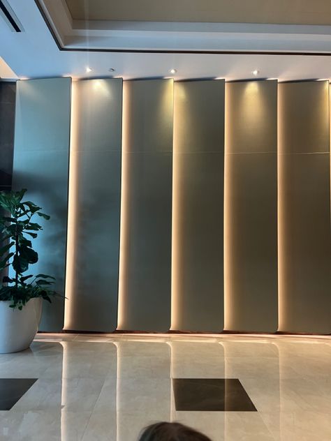 Office Corridor Wall Design, Banquet Entrance, Office Entrance Lobby, Coordinates Tattoo, Cladding Design, Bar Design Awards, Entrance Lobby, Modern Office Design, Office Entrance