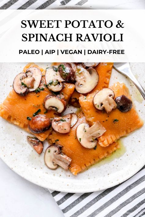 Paleo Pasta Recipe, Wraps Vegan, Spinach Filling, Spinach Ravioli, Autoimmune Paleo Recipes, Aip Paleo Recipes, Sweet Potato Spinach, Ravioli Recipe, Aip Paleo