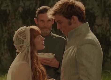 mockingjay part 2 Finnick Odair Wedding, Finnick Annie, Annie And Finnick, Annie Cresta, Gale Hunger Games, Finnick And Annie, Hunger Games Prequel, Hunger Games Finnick, Hunger Games Books