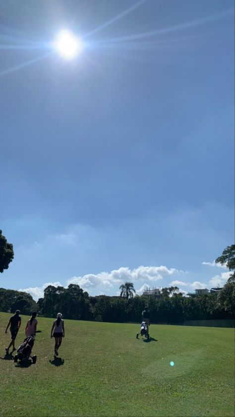 Lapangan Golf, Golf Aesthetic, Apocalypse Aesthetic, Cute Couples Photos, Couples Photos, Ig Story, West Coast, Maine, Golf