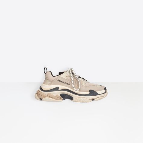 Triple S Trainers Vanille Triple S Outfit Men, Triple S Outfit, Sole Sneakers, Basketball Sneakers, Balenciaga Triple S, Designer Sneakers, Embossed Logo, Golden Goose Sneaker, Air Max Sneakers