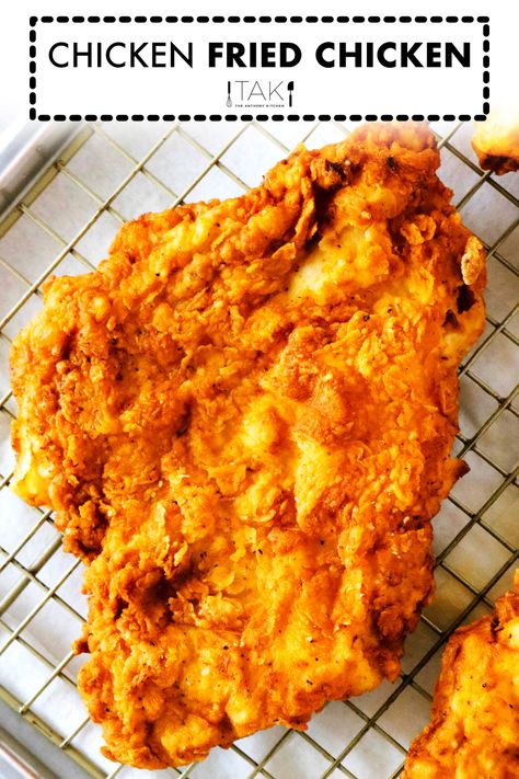 Best Chicken Fried Chicken, Chicken Fried Chicken Recipe, White Country Gravy, Crispy Fried Chicken Breast, Fried Chicken Breast Recipe, Country Fried Chicken, Chicken Fried Chicken, Country Gravy, Pan Fried Chicken