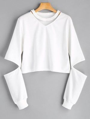 Crewneck Hoodie - White L Teen Winter Outfits, Áo Blu, Normal Clothes, Trendy Fashion Tops, Fashion Closet, Sweatshirt Outfit, Dope Fashion, Tween Outfits, Crop Top Outfits