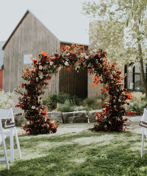 75 Colorful Wedding Ideas That'll Make Your Big Day Pop | Brides Fall Wedding Arches, Outdoor Fall Wedding, Modern Fall, Wedding Winter, Ceremony Arch, Colorful Wedding, Fall Outdoor, Green Wedding Shoes, Beautiful Backdrops