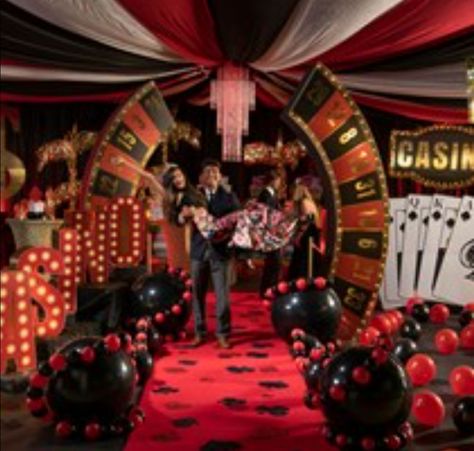 Casino Themed Party, Casino Sign, Casino Night Food, Casino Night Fundraiser, Casino Theme Party Decorations, Party Food Themes, Casino Party Foods, Casino Party Decorations, Casino Decorations