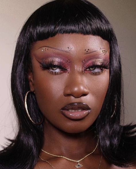 Apple Makeup, Head Positions, Medusa Face, Cyberpunk Makeup, Dragon Makeup, Drag Make-up, Makeup For Black Skin, Alternative Makeup, Cool Makeup Looks