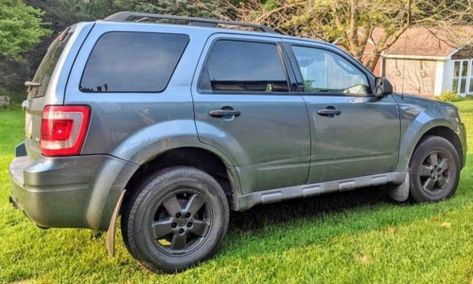 For Sale By Owner in Lehighton, PA Year: 2011 Make: Ford Model: Escape XLT Flex-Fuel Asking Price: $3,000 See more details... Ford Escape Xlt, 2017 Ford Escape, Money Logo, Cheap Used Cars, Digital Dashboard, Blue Exterior, Ford Windstar, Chevrolet Cavalier, Honda Accord Ex