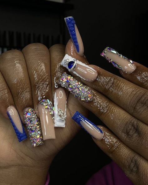 Medium Sized Acrylic Nails, Nail For Prom, Bling Birthday Nails, Detailed Nails, Silver Acrylic Nails, Blue Prom Nails, Stiletto Nail Designs, Freestyle Nails, Blue Dorm