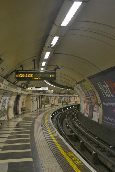 London's Waterloo underground tube station. Pov Study, City Reference, Downtown Vibes, Underground Train, London Underground Tube, Underground Tube, London Wallpaper, Elephant And Castle, Spaceship Interior