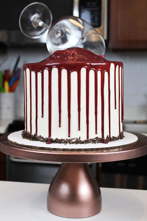 Red Wine Chocolate Cake Recipe: A Wino's Dream Cake ChelSweets makes this look really good! I may try this for my mom's birthday!!! Wine Cake Recipe, Red Wine Cake, Wine Chocolate Cake, Caramel Drip Cake, Red Wine Chocolate Cake, Wine Chocolate, Wine Cake, Cake Tips, Chocolate Drip Cake