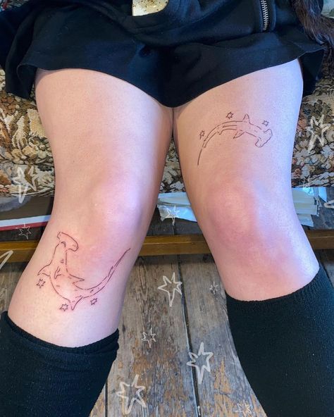 I’ve already lost count of how many hammerhead sharks I’ve drawn and made, and each time I fall in love with them more and more. also one… | Instagram Hammer Tattoo, Hammerhead Shark Tattoo, Seal Tattoo, Hammerhead Sharks, Cute Animal Tattoos, Funky Tattoos, Shark Tattoo, Shark Tattoos, Cute Little Tattoos