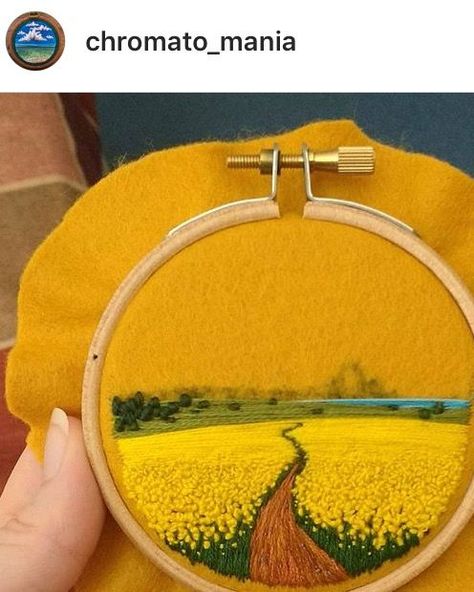 Small Embroidery, Pola Kristik, Pola Sulam, Creative Embroidery, Simple Embroidery, Sewing Embroidery Designs, 자수 디자인, Hand Embroidery Art, Flower Embroidery Designs