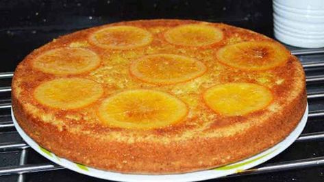 Gâteau à l’orange de grand-mère : Une recette exquise ! - Recette Facile Easy Chocolate Cake, Homemade Cake Recipes, Orange Cake, Beignets, Fruit Desserts, Homemade Cakes, Cake Designs, Cake Recipes, Biscuits