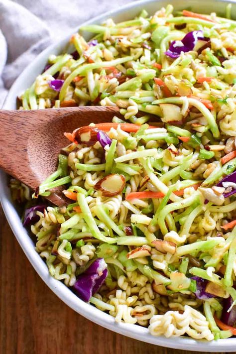 Asian Broccoli Slaw, Broccoli Cole Slaw, Broccoli Slaw Salad, Broccoli Slaw Recipes, Best Broccoli Salad Recipe, Slaw Salad, Broccoli Carrot, Lemon Tree Dwelling, Best Broccoli