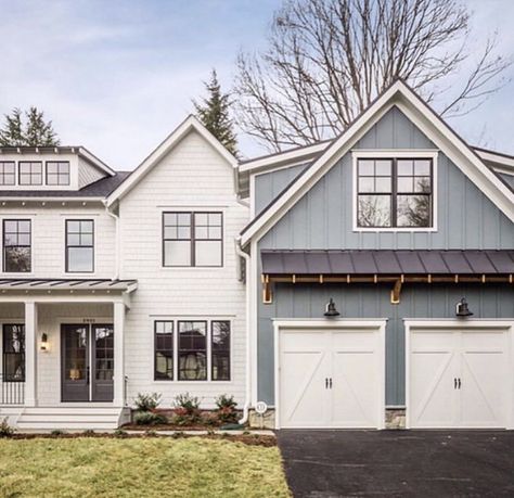 ♥️ This BLUE color is stunning!! I'd love to this this whole house painted that blue with the black accents...so sophisticated! . . . #homesweethome #dreamhome #blueexterior #bluehouse #bluehome #blueexteriorpaint #bluepaint #farmhouse #craftsman #bluegarage #exterior #homeexterior #getinspired #Homes #house @brusharborhomes Two Tone Exterior, Blue Farmhouse Exterior, Blue Siding House, Light Blue Houses, Farmhouse Style Exterior, White Exterior Houses, Storybook Homes, Exterior House Color, Craftsman Exterior