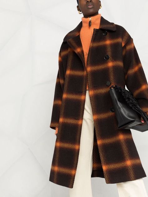 'Tis the Damn Season to Treat Yourself to Taylor Swift's Plaid Evermore Coat — It's So Cozy! Stella Mccartney Coat, Music Inspired Fashion, Taylor Swift Evermore, Urban Jacket, Check Coat, Taylor Swift Outfits, Celebrity Style Red Carpet, Single Breasted Coat, Rainbow Shirt