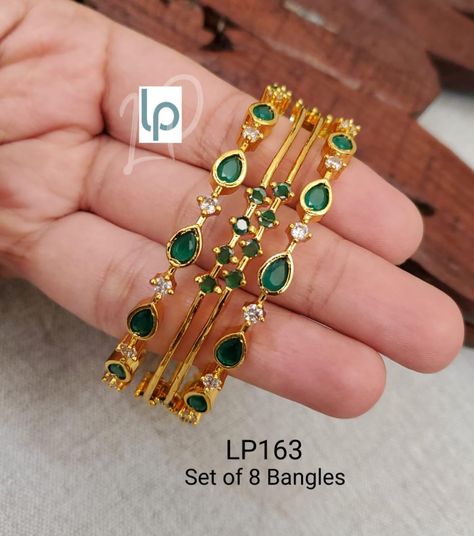 Gold Bangle With Stone, Stone Bangles Jewelry Designs Gold, Latest Bangle Designs In Gold, Gold Bangles Set Design Latest, Green Stone Bangles Gold, Latest Antique Gold Bangles Designs, Emerald Bangles Indian, Emerald Bangles Gold, Latest Bangles Design Gold