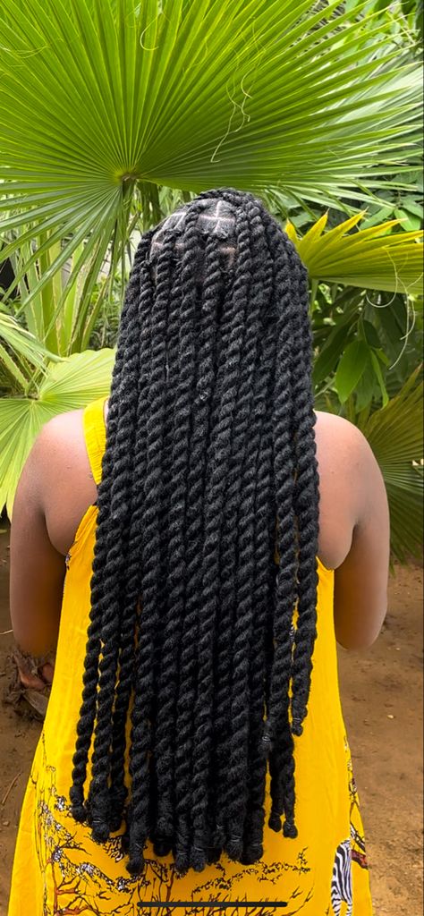 African Braids Hairstyles 2024, Fluffy Twists Braids, Marley Twist Over Locs, Marley Twist Hairstyles, Quick Curly Hairstyles, Marley Twist, Short Box Braids Hairstyles, Tapered Natural Hair, Natural Hair Short Cuts