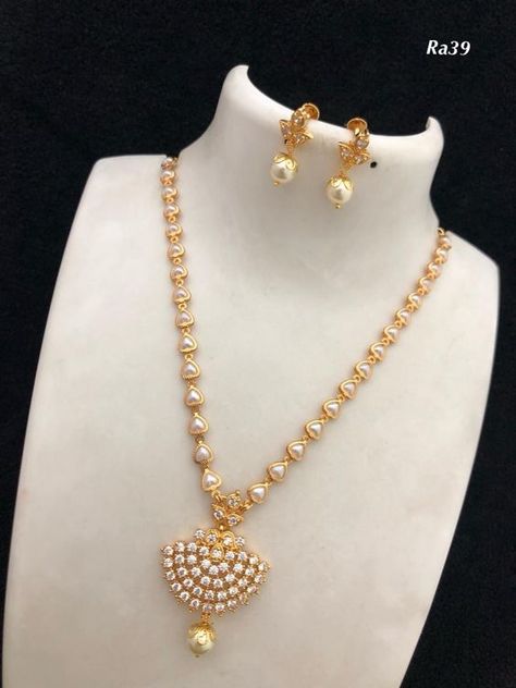 Pearl necklace designs simple