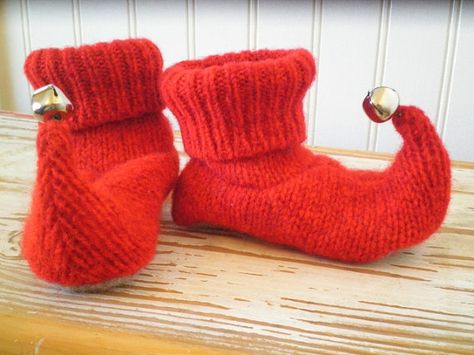 Upcycled  Sweater Elf Slippers@pennfoster #bemorefestive #choosetobemorefestive Elf Slippers, Elf Boots, Slipper Pattern, Basic Sewing, Fleece Jackets, Puff Paint, Old Sweater, Creative Costumes, Upcycle Sweater