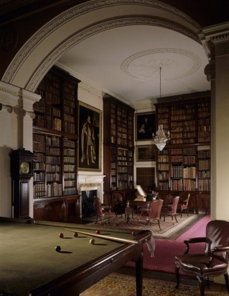 perfect Money Aesthetics, Private Library, 2024 Aesthetic, Dream Library, Mouse House, English Manor, Home Libraries, Country Side, Beautiful Castles