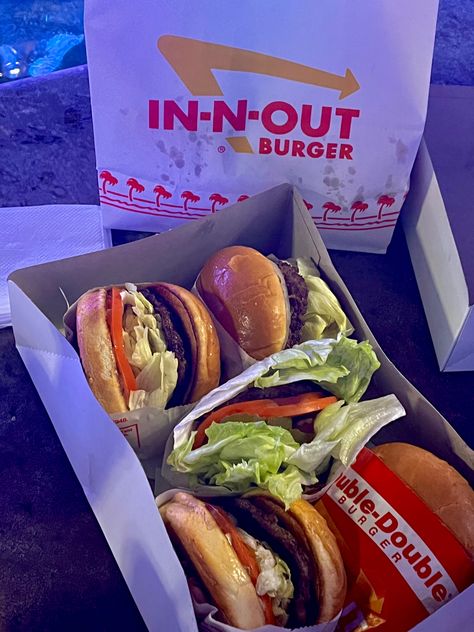 In N Out Aesthetic Food, Aesthetic In N Out, In In Out, Usa Fast Food, In And Out Aesthetic, In And Out Burger Aesthetic, In And Out, Fast Food Usa, In N Out Aesthetic