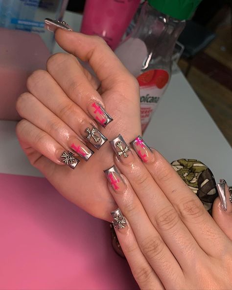 Silver Pink Nails, Pink Chrome Hearts, Silver And Pink Nails, Chrome Hearts Nails, Hearts Nails, Pink Chrome Nails, Mens Nails, Chrome Nails Designs, Pink Chrome