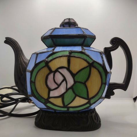 CheyenneTiffany Style Stained Glass Teapot Accent Table Lamp Night Light 9". Very good condition. Please see pictures. T-A Stained Glass Teapot, Stained Glass Lamp Base, Teapot Art, Stained Glass Standing Lamp, Stained Glass Desk Lamps, Stained Glass Table Lantern, Tea Pots Art, Cute Night Lights, Retro Wallpaper Iphone