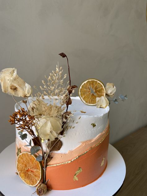 Bolo Boho Chic Aniversario, Orange Color Cake, Boho Chic Cake, Bolo Boho, Husbands Birthday, 22nd Birthday Cakes, Chic Cake, Bohemian Birthday, Bolo Vintage