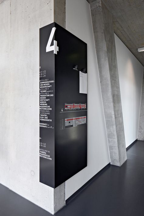 Wayfinding Signage Design, Industrial Signage, Office Signage, Wayfinding Signs, Directional Signage, Best Architecture, Wayfinding Design, Wayfinding System, Signage System