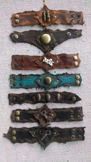 Jewerly Bracelets, Bracelets Leather, Leather Scrap, Trendy Jewerly, Leather Jewellery, Leather Scraps, Photo Charms, Leather Art, Found Objects