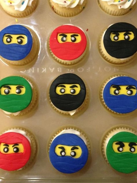 Ninjago Cupcakes Ninjago cupcakes! Ninja Lego Cake, Ninjago Cupcakes, Ninja Themed Birthday Party, Blaze Party, Ninja Cake, Lego Ninjago Party, Lego Ninjago Birthday, Ninjago Cakes, Ninjago Birthday Party