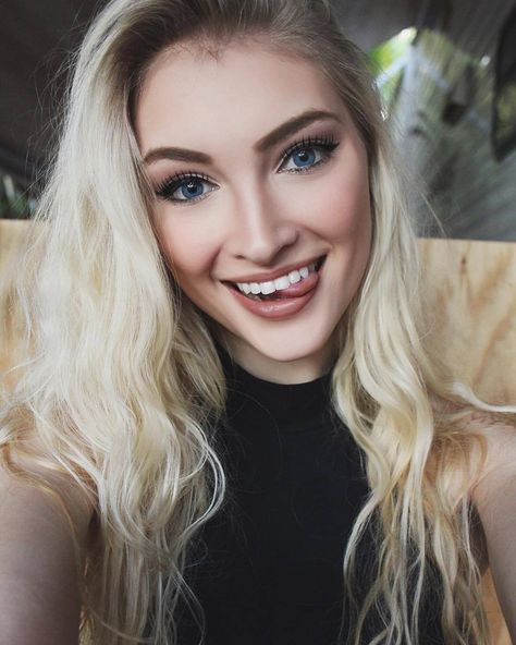 Anna Faith, To Be A Woman, Fox Eyes, Most Beautiful Eyes, Eye Photography, Gorgeous Eyes, Hollywood Actor, Real Beauty, Artistic Photography