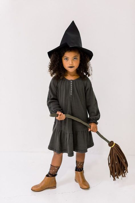 Easy and Fun Kids DIY Halloween Costume Party: Easy DIY Costumes Kids Witch Costume Diy, Diy Witch Costume Kids, Holloween Costumes For Kids, Witch Halloween Costume Diy, Diy Kids Halloween Costumes, Witch Costume Ideas, Rainbow Witch, Kids Witch Costume, Witch Costume Diy