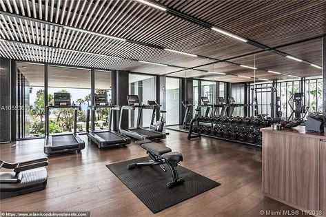 Twilight House, Kim Kardashian Home, Private Gym, Kardashian Home, House Gym, Interior Balcony, Miami Condo, Norman Foster, Home Gym Design