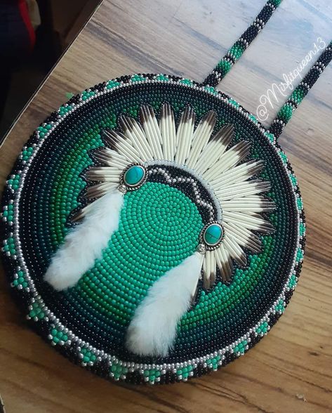 Beaded Buffalo Medallion, Beaded Rosettes Patterns, Ojibway Beadwork, Beading Patterns Free Native American, Beaded Medallion Patterns, Native Medallion, Pow Wow Regalia, Powwow Beadwork, Indigenous Beadwork