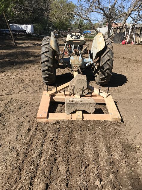 Diy Arena Drag, Mud Mower, Arena Drag, Atv Implements, Diy Driveway, Farm Hacks, Horse Farm Ideas, Pole Bending, Horse Barn Ideas Stables