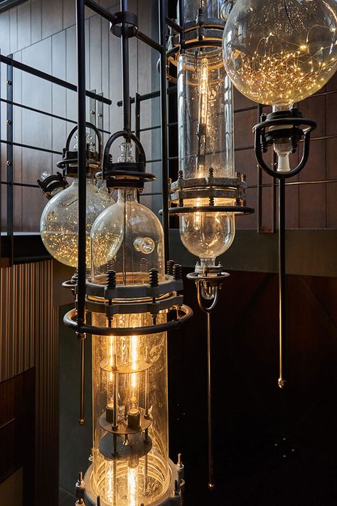 Clockpunk Aesthetic, Guild Aesthetic, Steampunk House Interiors, Steampunk Restaurant, Victorian Steampunk Aesthetic, Steampunk Party Decorations, Alchemist Aesthetic, Steampunk Chandelier, Steampunk Interior Design