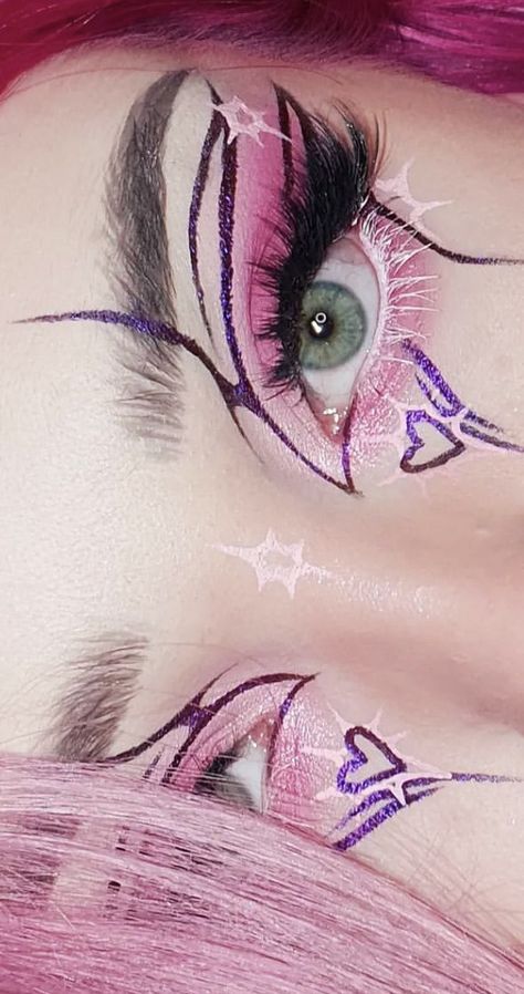 Heart Graphic Liner, Punk Goth Makeup, Graphic Liner Ideas, Liner Ideas, Cute Makeup Ideas, Maquillaje Aesthetic, Makeup 2022, Heart Makeup, Eyeliner Ideas