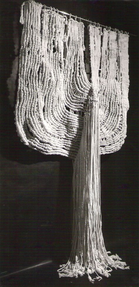 Aurelia Munoz Interesting Sculptures, Fiber Sculpture, Textile Texture, Textile Fiber Art, Spanish Artists, Sculpture Installation, Weaving Art, Art Textile, Winter 2023