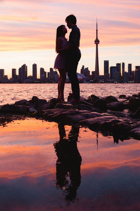 Toronto Couple Photoshoot, Toronto Engagement Shoot, Engagement Photos Toronto, Harbor Photoshoot, Toronto Photoshoot, City Couples Photography, Toronto Vacation, Couple Travel Photos, National Harbor