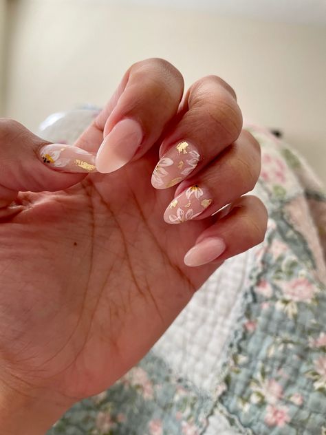 Floral nudes Pink Cherry Blossom Nails, Nude Floral Nails, Pink Floral Nails, Blossom Nails, Almond Shaped Nails, Cherry Blossom Nails, Shaped Nails, Pink Cherry Blossom, Almond Shape Nails