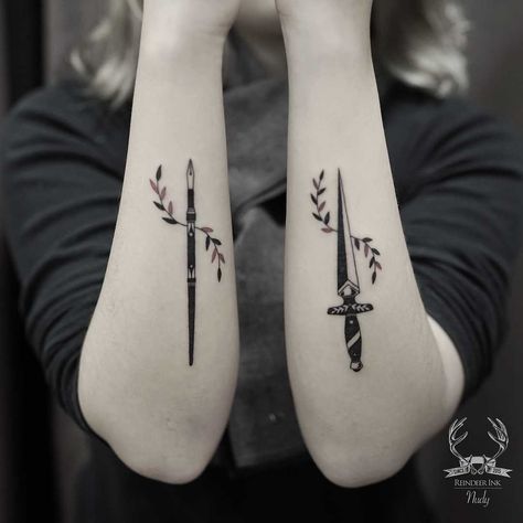 Tattoo For Hand, Shakespeare Tattoo, Temporary Tatoo, Bookish Tattoos, Pen Tattoo, Dagger Tattoo, Book Tattoo, Hand Body, Black Ink Tattoos