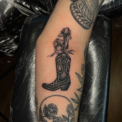 Cowboy Boots Tattoo, Boots Tattoo, Boot Tattoo, Cowboy Boot Tattoo, Cowboy Tattoos, Iris Tattoo, Line Work Tattoo, Cowboy Boot, Traditional Tattoo