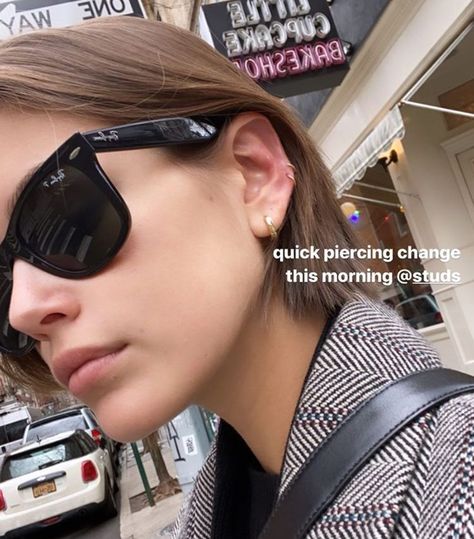 Ear Piercings Kaia Gerber, Sienna Miller Ear Piercing, Kaia Gerber Piercing Earring, Kaia Gerber Ear Piercings, 2nd Ear Piercing, Blue Ink Tattoos, Cool Ear Piercings, Bangs With Medium Hair, Model Inspo