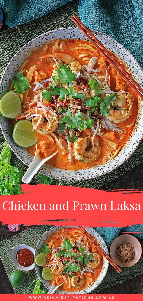 Singaporean Recipes, Prawn Laksa, Laksa Recipe, Asian Soups, Asian Chicken Recipes, Chilli Paste, Asian Soup, Asian Chicken, Cooked Chicken