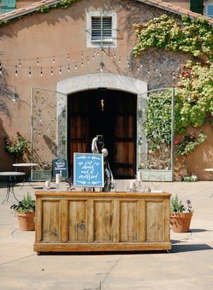 Sun-filled Colorful Wedding at Viansa Sonoma in Sonoma, California | 47 more photos on PartySlate Viansa Sonoma, Checkered Dance Floor, Outdoor Tablescapes, Outdoor Rehearsal Dinner, Birthday Venues, Baby Shower Venues, Sonoma California, Holiday Dinner Party, Outdoor Baby Shower