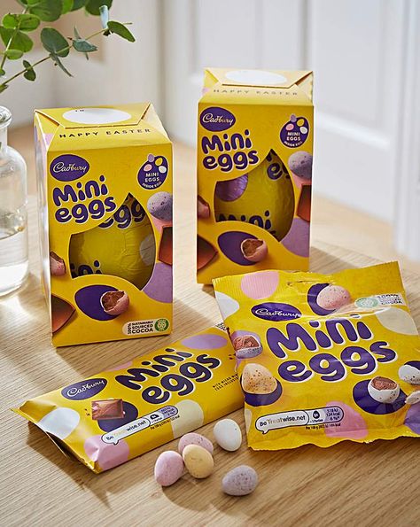 Cadbury Easter Eggs, Cadbury Mini Eggs, Mini Egg, Sleepover Food, Egg Easter, Food Therapy, Mini Eggs, Buying Groceries, I Want To Eat