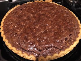 Pecan Pie Fudge Recipe, Fudge Pecan Pie, Rich Banana Bread, Fudge Pie, Sour Cream Coffee Cake, Chocolate Pecan Pie, Pecan Pie Recipe, Banana Cream Pie, Chocolate Pecan